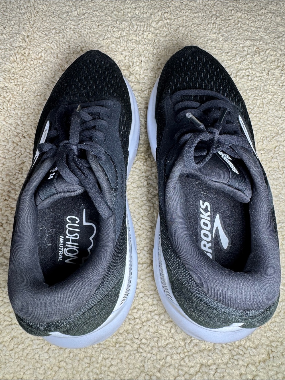 Brooks Women’s Adrenaline GTS 24 Supportive Running Shoe Size 7 - Picture 4 of 11